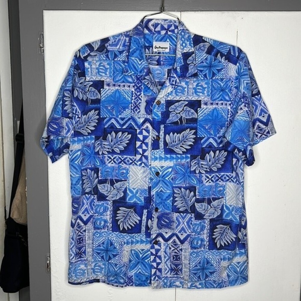 One Papaya Hawaiian Shirt Mens L Blue Floral Short Sleeve MADE IN HAWAII